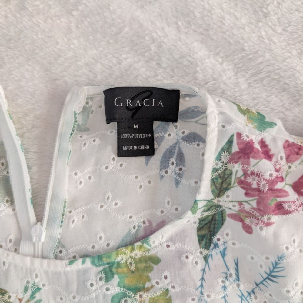 Gracia White Pink Floral Eyelet Blouse - Medium - Picture 5 of 7